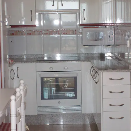 En A Revolta, * Sanxenxo